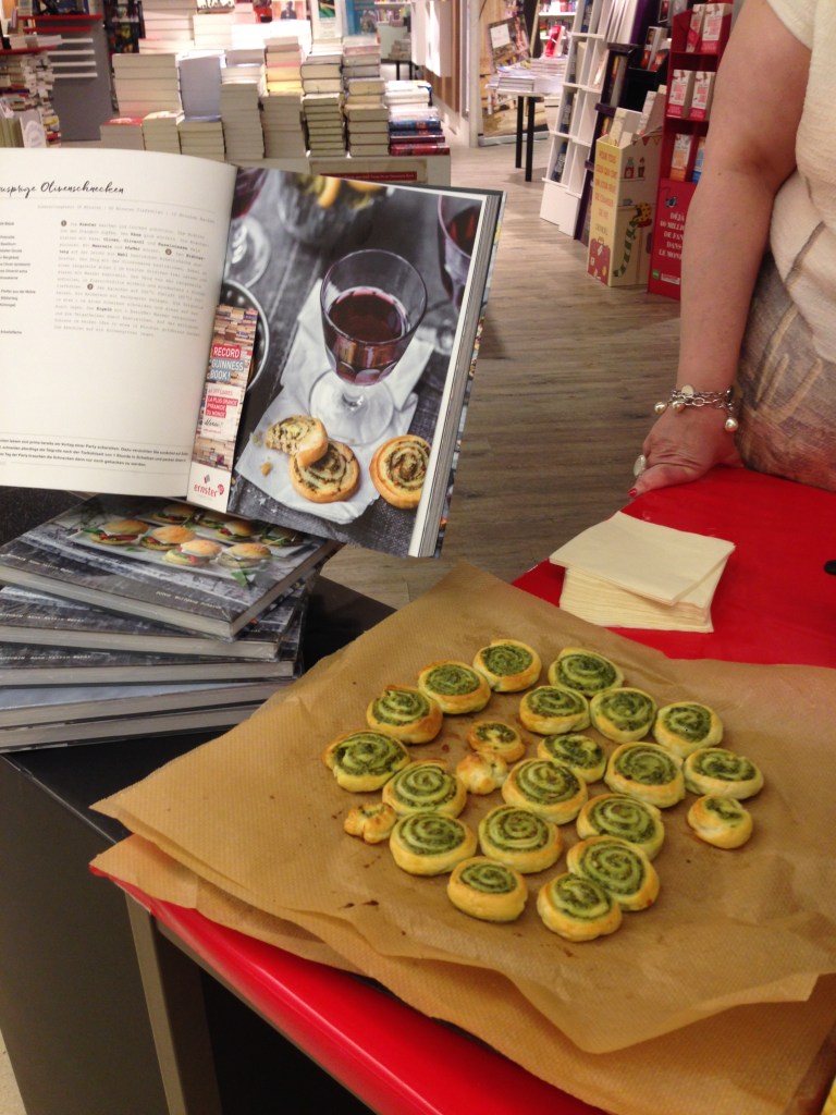 Knusprige Olivenschnecken