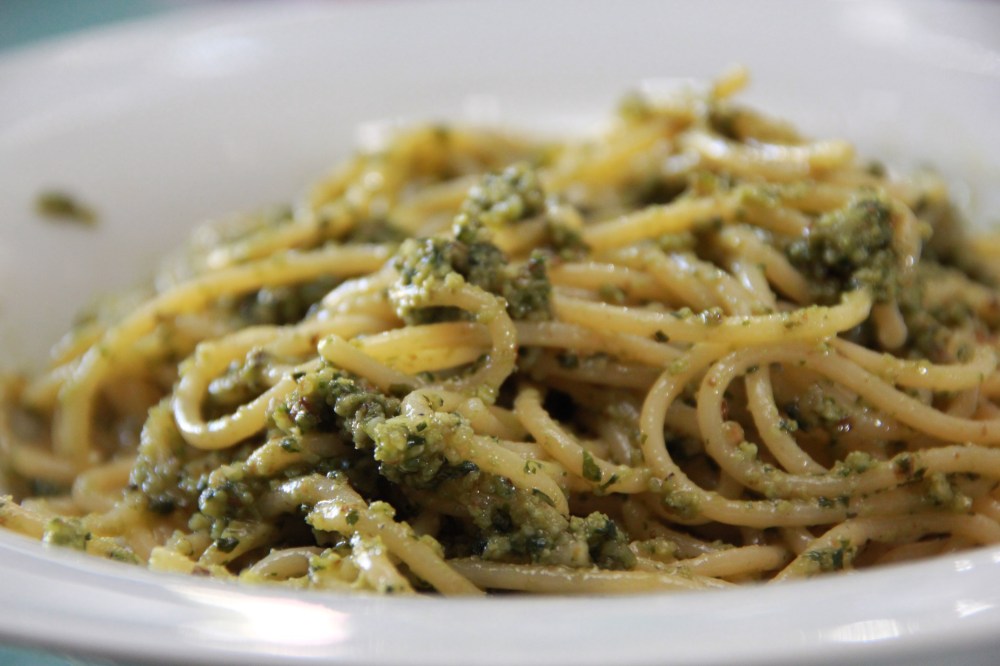 Basilikum Walnuss Pesto (6)